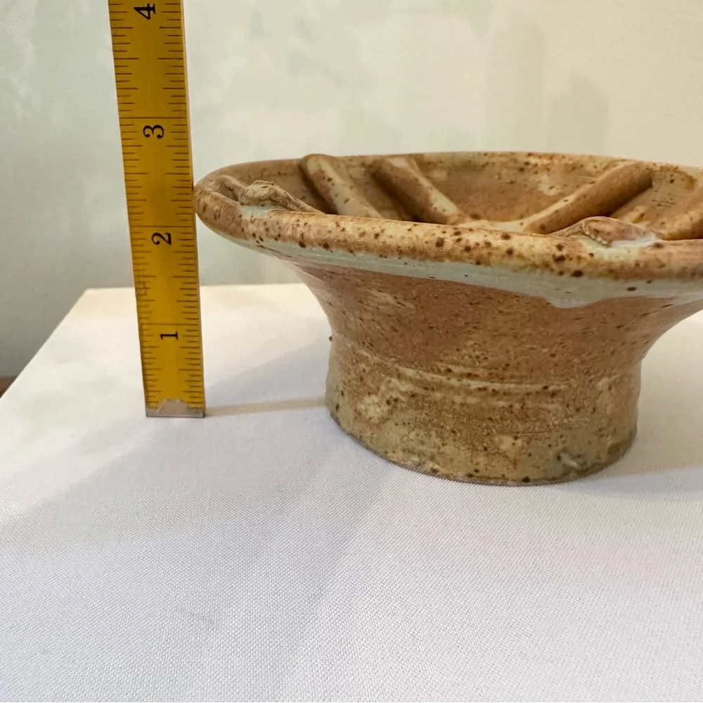 Anthony Stoneware Soap Dish Artisan Pottery Butternut Sponge Flower Frog